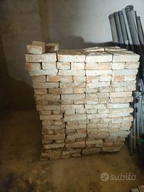 Mattoni pieni antichi