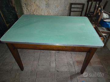 Tavolo vintage da cucina con piano in formica