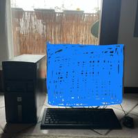 Computer PC fisso - postazione desktop