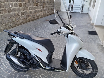 Honda Sh 125 sport - Nuovissimo