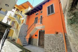 CASA SEMINDIPENDENTE A CIVIDATE CAMUNO