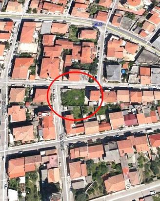 Terreno di 366 m² a Olbia