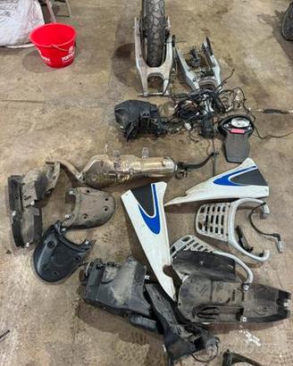 Ricambi bmw f650