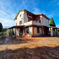 VILLA SINGOLA A CIVITELLA SAN PAOLO