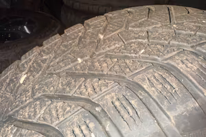 ruote complete invernali per jeep Grand cherokee