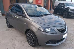 Lancia Ypsilon 1.0 FireFly 5 porte S&S Hybrid Gold