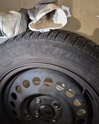 Pneumatici 175/65 R15 INVERNALI seminuovi