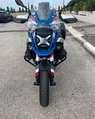 BMW r1300gs