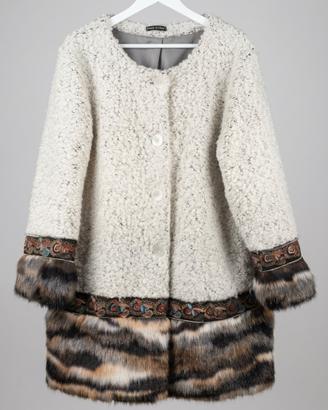 Cappotto con dettagli etnici -Made in Italy 