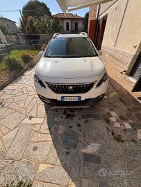 Peugeot 2008 BlueHDi 120 S&S Allure