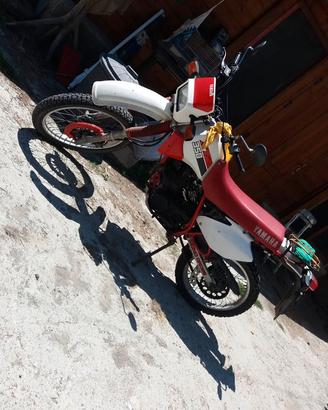 yamaha xt 350 iscritta asi