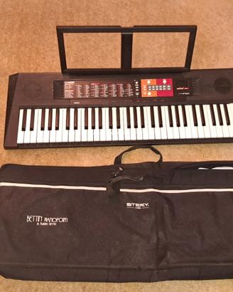 Tastiera Yamaha PSR-F51 con sacca