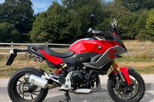 BMW F 900 XR