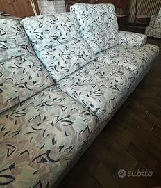 Set soggiorno: divano 3 posti  e due poltrone