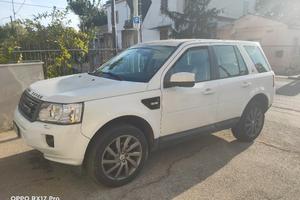 LAND ROVER FREELANDER 2.2 TD4 SE   2011