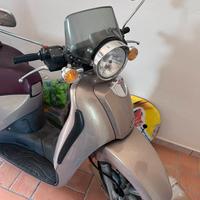 Aprilia Scarabeo Touring 150