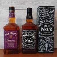 Whisky Jack Daniel's Blackberry e Paula Scher