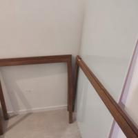 Tavolo gambe alluminio e piano vetro temperato