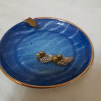 Piccolo posacenere vintage con anatre