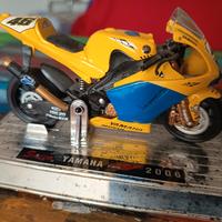 YAMAHA YZR M1