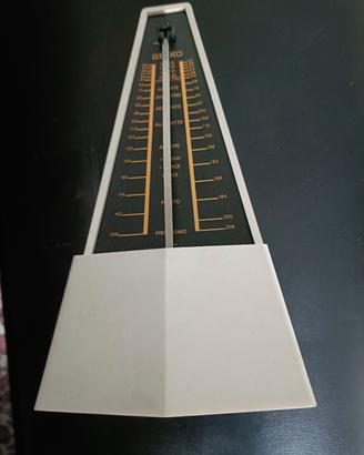 metronomo bianco 