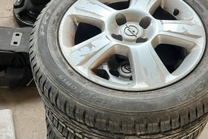 Set Cerchi in lega originali Opel con pneumatici