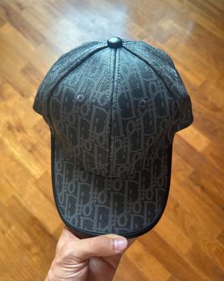 cappellino dior