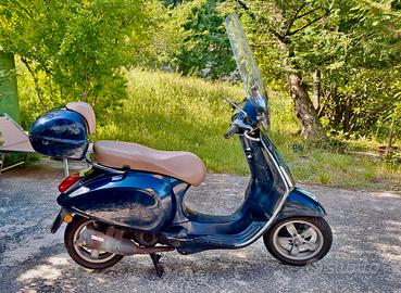 Vespa Primavera 50 - 2016