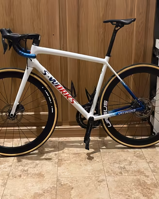 Specialized aethos