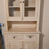 Credenza in stile provenzale