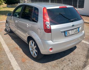 Ford Fiesta 1.6 TDCI 90CV