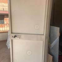 Porta in alluminio senza telaio