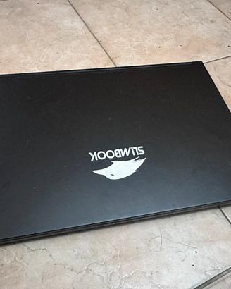 Slimbook TITAN pari al nuovo