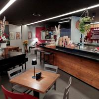 Arredamento bar enoteca