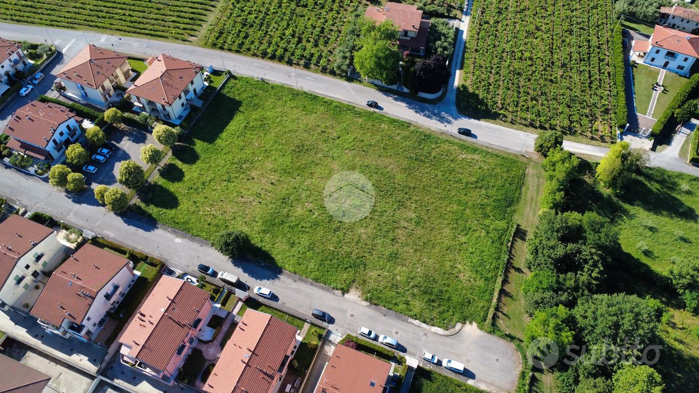 TER. RESIDENZIALE A ILLASI - Vista 5