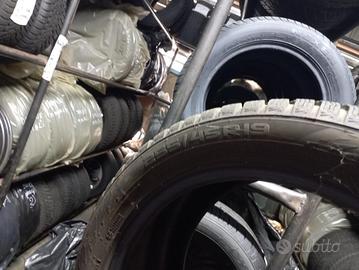 Treno gomme invernali Nokian 255/45 R19