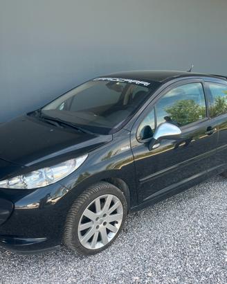 Peugeot 207 1.6 HDi 90CV 3p. GT