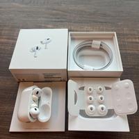 AirPods Pro 2 con scatola e accessori