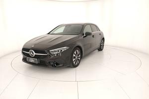 MERCEDES-BENZ A 180 d Advanced auto