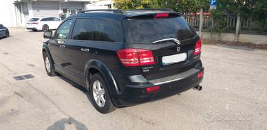 DODGE JOURNEY 7 POSTI  (SORELLA FIAT FREEMONT)
