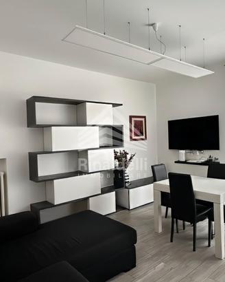 Cerchi in Tri locale in zona centrale con cantina?