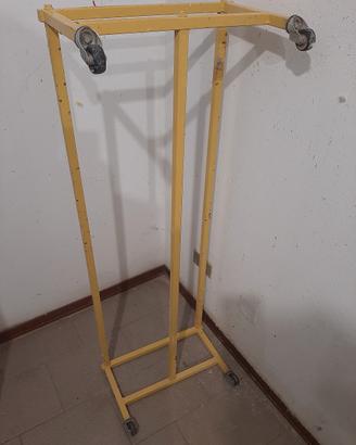 2 carrelli  supporto gabbie da 120 