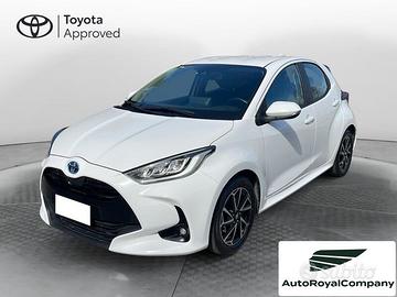 Toyota Yaris Hybrid Trend MY22