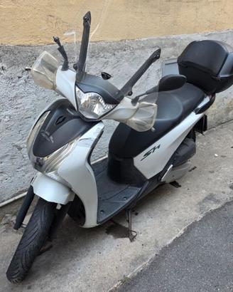 Sh 125 2015 abs