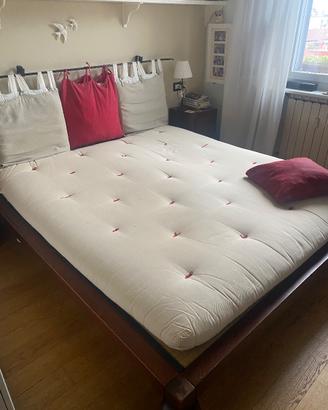 Letto matrimoniale