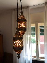 Piatto e lampade marocchine in ottone