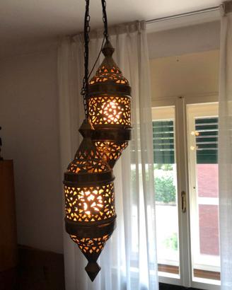 Piatto e lampade marocchine in ottone