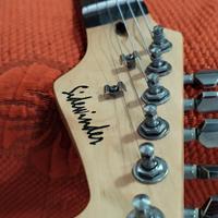 Chitarra elettrica "sidewind"mod.stratocaster