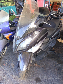 Kymco Downtown 300