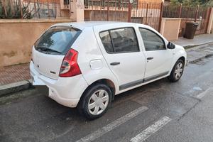 Dacia Sandero con GPL di serie 